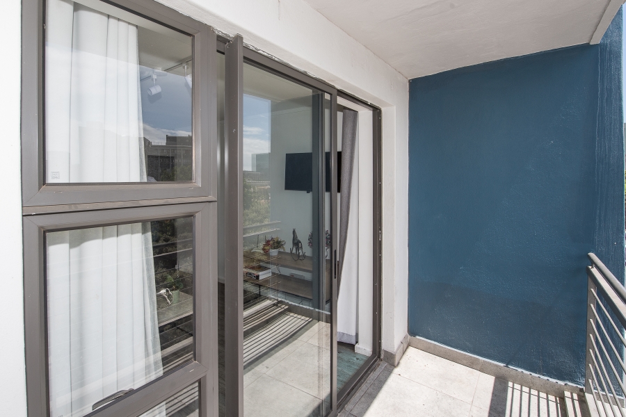 2 Bedroom Property for Sale in Zonnebloem Western Cape